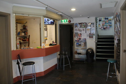 My Place & Adelaide Backpackers Hostel - Holiday Byron Bay 36