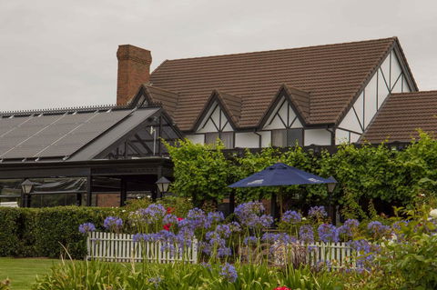 Mick O\'Sheas - Holiday Byron Bay 37