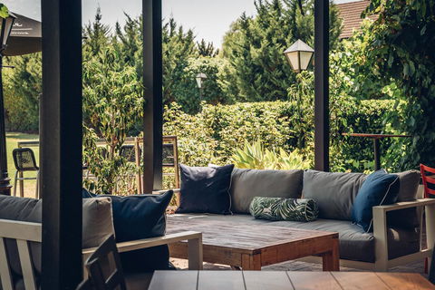 Mick O\'Sheas - Holiday Byron Bay 33