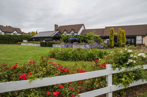 Mick O\'Sheas - Holiday Byron Bay 31