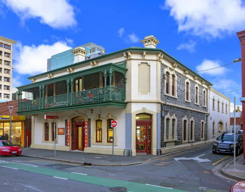 Tequila Sunrise Hostel Adelaide - Holiday Byron Bay 0