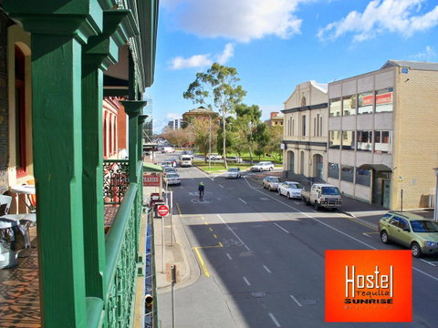 Tequila Sunrise Hostel Adelaide - Holiday Byron Bay 6