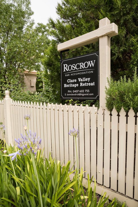 Clare Valley Heritage Retreat - Holiday Byron Bay 10