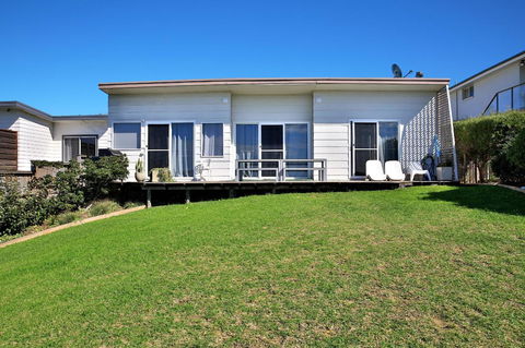 Culburra Beachhouse - Holiday Byron Bay 11