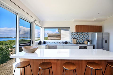 Culburra Beachhouse - Holiday Byron Bay 13