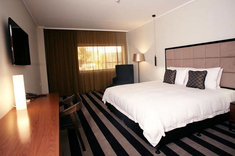 Ellen Hotel - Holiday Byron Bay 7