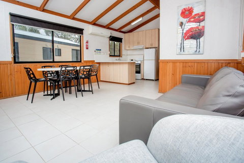 BIG4 Renmark Riverfront Holiday Park - Holiday Byron Bay 1