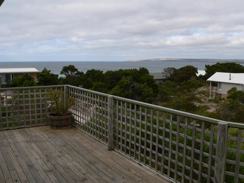 Lantauanan - The Lookout - Holiday Byron Bay 8