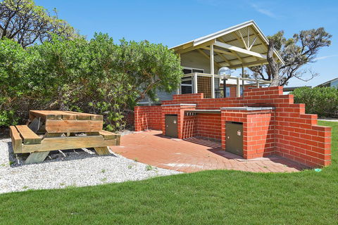 Casa Capri - Aldinga Beach - C21 SouthCoast Holidays - Holiday Byron Bay 13