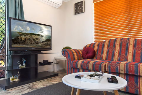 Casa Capri - Aldinga Beach - C21 SouthCoast Holidays - Holiday Byron Bay 4