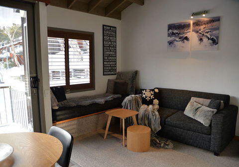 CHILL-OUT - Thredbo - Holiday Byron Bay 1