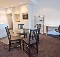 Luxury City Apt with Pool Gym Spa Netflix - Holiday Byron Bay