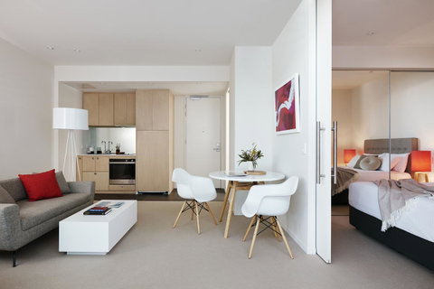 Art Series - The Watson - Holiday Byron Bay 16
