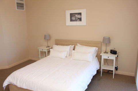 The Lighthouse - Beachfront Accommodation - Holiday Byron Bay 6