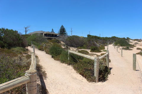 The Lighthouse - Beachfront Accommodation - Holiday Byron Bay 11