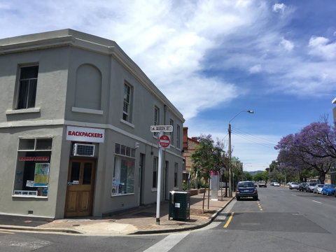 Shingo\'s Backpackers - Holiday Byron Bay 10