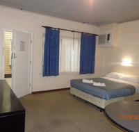 Adelaide Backpackers and Travellers Inn - Holiday Byron Bay