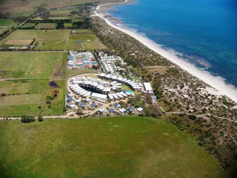 South Shores Trevally Villa 38 - South Shores Normanville - Holiday Byron Bay 17