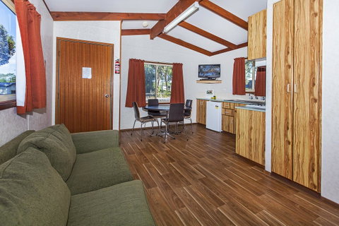 Echo Holiday Parks - Naracoorte - Holiday Byron Bay 36