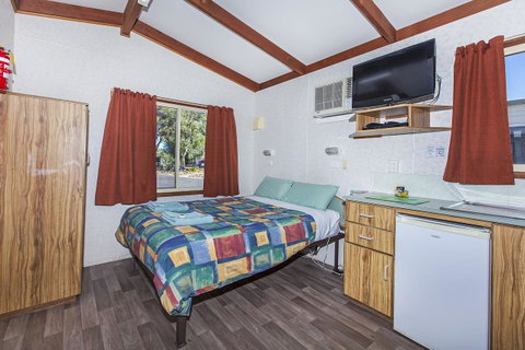 Echo Holiday Parks - Naracoorte - Holiday Byron Bay 42