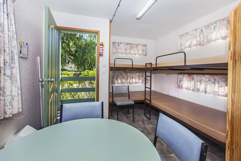 Echo Holiday Parks - Naracoorte - Holiday Byron Bay 9