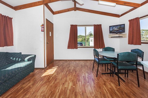 Echo Holiday Parks - Naracoorte - Holiday Byron Bay 14