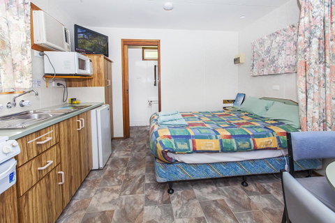 Echo Holiday Parks - Naracoorte - Holiday Byron Bay 11