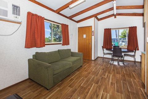 Echo Holiday Parks - Naracoorte - Holiday Byron Bay 38