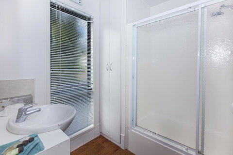 Echo Holiday Parks - Naracoorte - Holiday Byron Bay 19