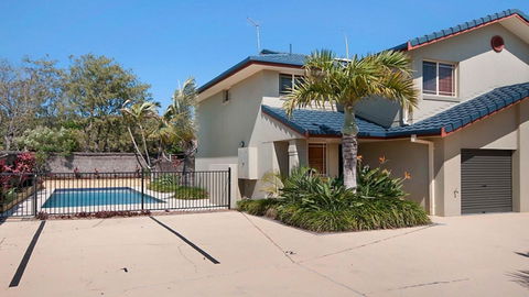 Casuarina 1 - Holiday Byron Bay 1