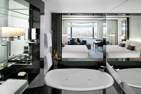 Crown Metropol Perth - Holiday Byron Bay 14