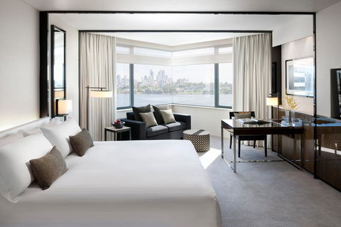 Crown Metropol Perth - Holiday Byron Bay 15