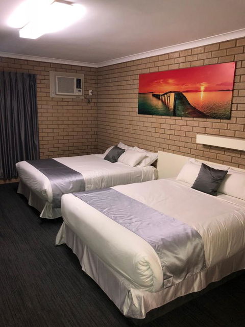 Carnarvon Motel - Holiday Byron Bay 2