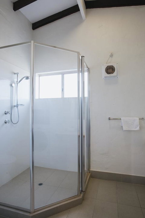 Canal Rocks Beachfront Apartments - Holiday Byron Bay 30