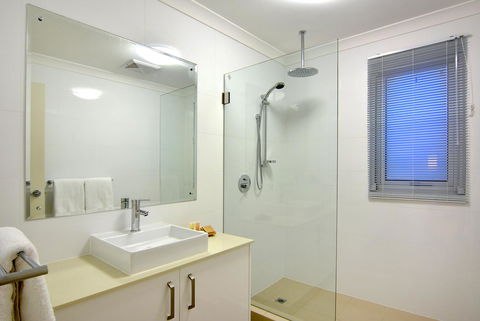 Bunbury Seaview Apartments - Holiday Byron Bay 18