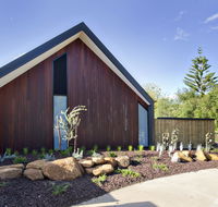 Margaret River Bungalows - Holiday Byron Bay
