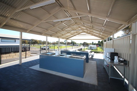 BIG4 Bunbury Riverside Holiday Park - Holiday Byron Bay 18