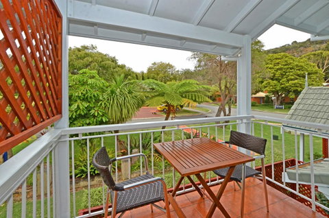 Dolphin Lodge Albany - Self Contained Apartments At Middleton Beach - Holiday Byron Bay 22