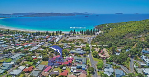 Dolphin Lodge Albany - Self Contained Apartments At Middleton Beach - Holiday Byron Bay 0