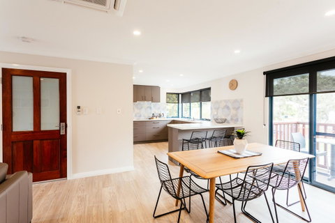 Dolphin Lodge Albany - Self Contained Apartments At Middleton Beach - Holiday Byron Bay 41