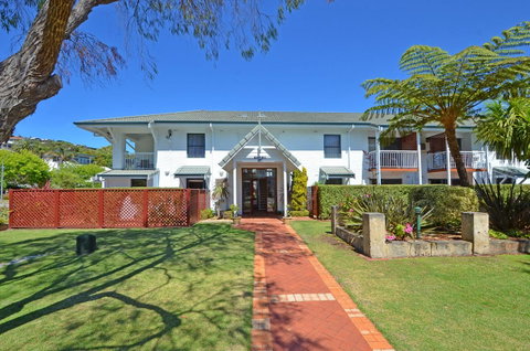 Dolphin Lodge Albany - Self Contained Apartments At Middleton Beach - Holiday Byron Bay 14