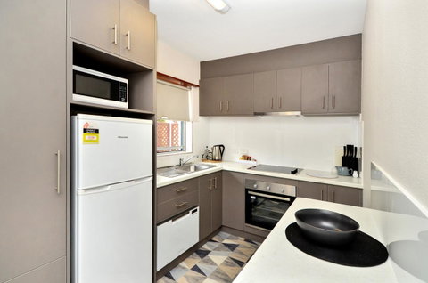 Dolphin Lodge Albany - Self Contained Apartments At Middleton Beach - Holiday Byron Bay 33