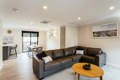 Dolphin Lodge Albany - Self Contained Apartments At Middleton Beach - Holiday Byron Bay 39