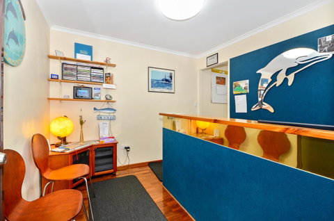 Dolphin Lodge Albany - Self Contained Apartments At Middleton Beach - Holiday Byron Bay 23