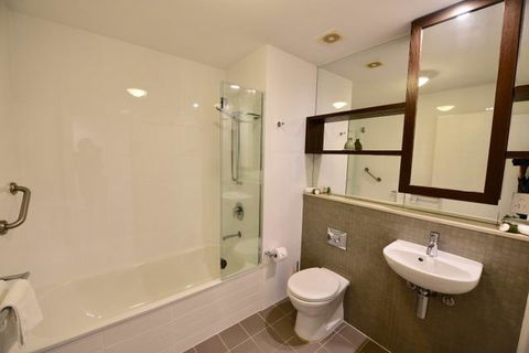 East On Byron - Holiday Byron Bay 6