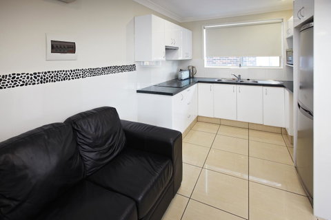 Jesmond Executive Villas - Holiday Byron Bay 29