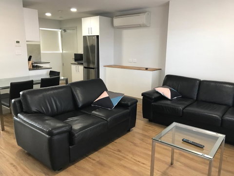 Jesmond Executive Villas - Holiday Byron Bay 0