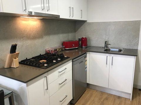 Jesmond Executive Villas - Holiday Byron Bay 6