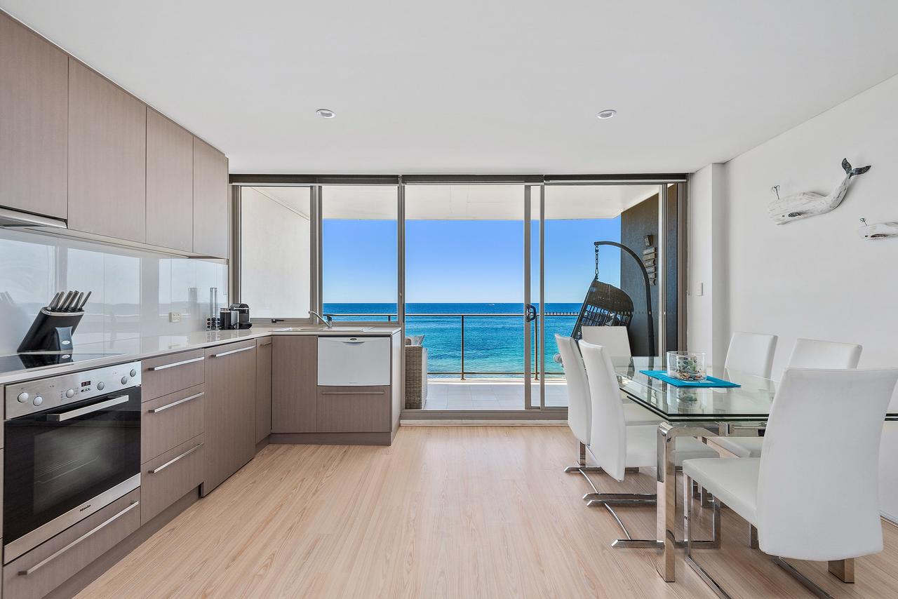 Sydney Suburbs ACT Holiday Byron Bay