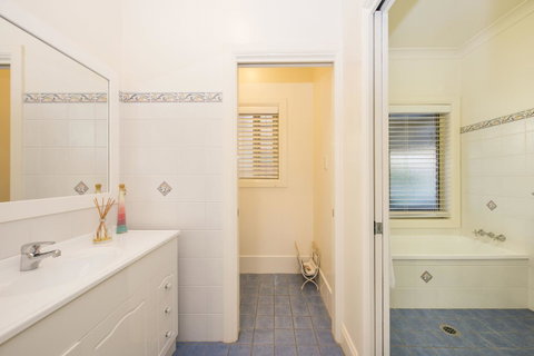 Colonial Court Villas - Holiday Byron Bay 6